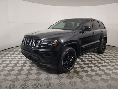 Used 2020 Jeep Grand Cherokee Altitude