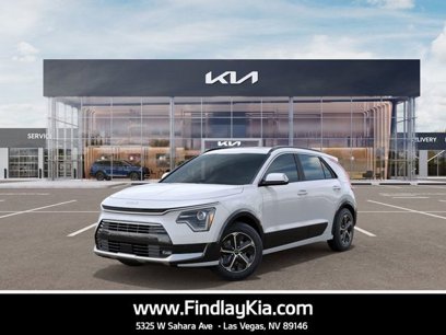 New 2025 Kia Niro SX