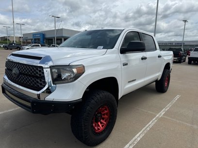 Used 2018 Toyota Tundra SR5 w/ SR5 Upgrade Package