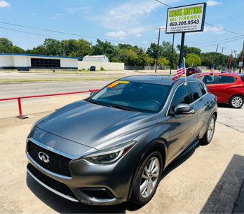 Used 2017 INFINITI QX30