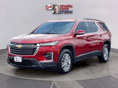 Used 2023 Chevrolet Traverse LT