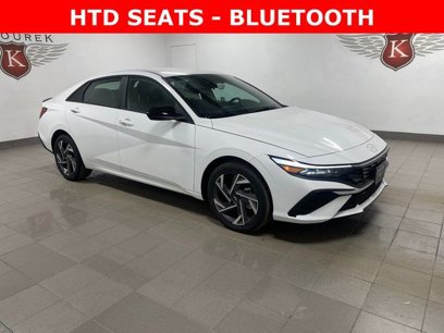 New 2025 Hyundai Elantra SEL
