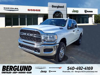 New 2024 RAM 2500 Tradesman w/ Chrome Appearance Group