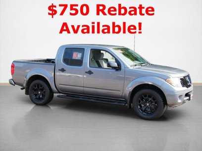 Certified 2020 Nissan Frontier SV w/ Midnight Edition Floor Mats