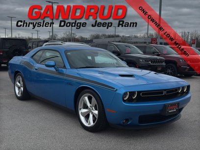 Used 2016 Dodge Challenger R/T Plus