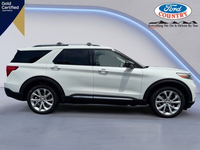 Certified 2023 Ford Explorer Platinum w/ Technology Package