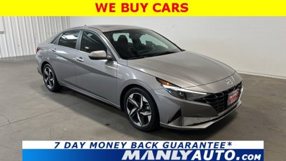 Used 2021 Hyundai Elantra SEL w/ Convenience + Premium Package