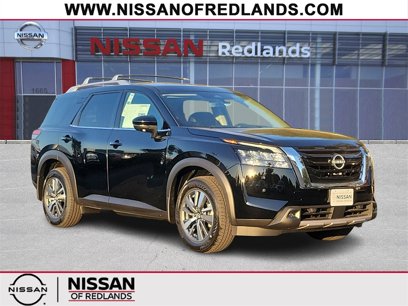 New 2025 Nissan Pathfinder SL w/ Cargo Package