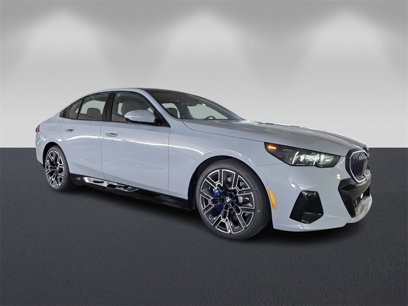 New 2026 BMW 550e xDrive w/ Premium Package