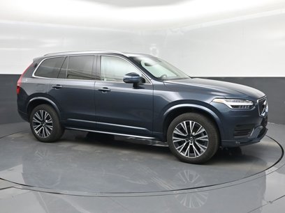 Used 2022 Volvo XC90 T6 Momentum w/ Climate Package