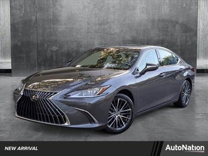 Used 2025 Lexus ES 350 w/ Premium Package