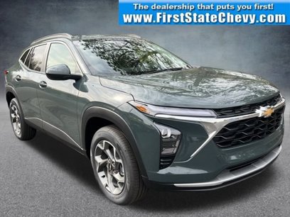 New 2025 Chevrolet Trax LT w/ Driver Confidence Package