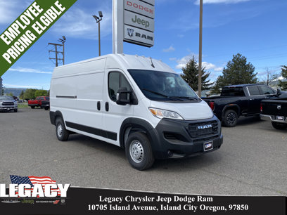 New 2025 RAM ProMaster 2500 w/ Storage Group