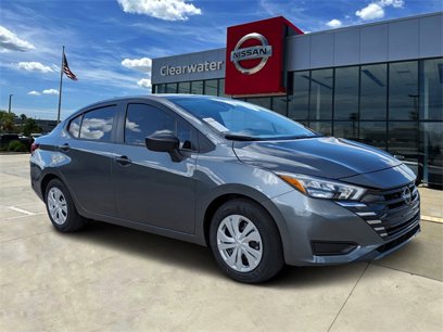 New 2025 Nissan Versa S w/ Trunk Package