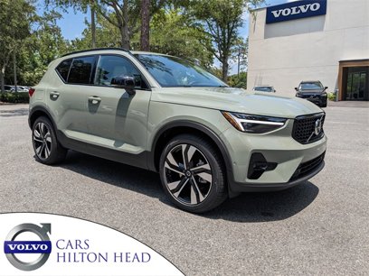 New 2025 Volvo XC40 B5 Plus w/ Protection Package Premier