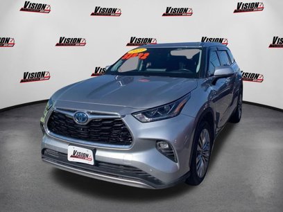 Used 2023 Toyota Highlander Platinum