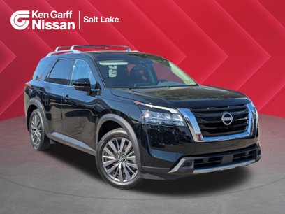Used 2024 Nissan Pathfinder SL w/ SL Premium Package