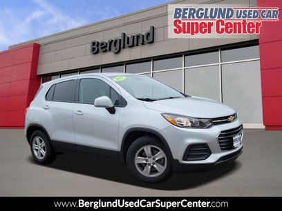 Used 2022 Chevrolet Trax LS w/ Tint and Cruise Package