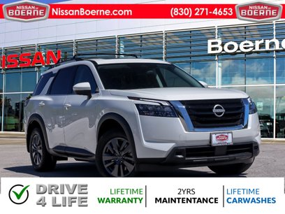 Used 2024 Nissan Pathfinder SV w/ SV Premium Package