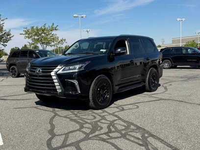 Used 2017 Lexus LX 570 4WD w/ Luxury Package