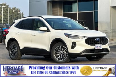 New 2025 Ford Escape SE w/ Class II Trailer Tow Package