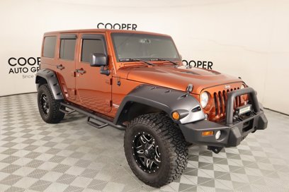 Used 2014 Jeep Wrangler Unlimited Rubicon w/ Connectivity Group