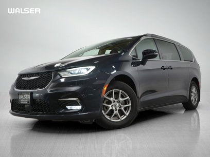 Used 2021 Chrysler Pacifica Touring