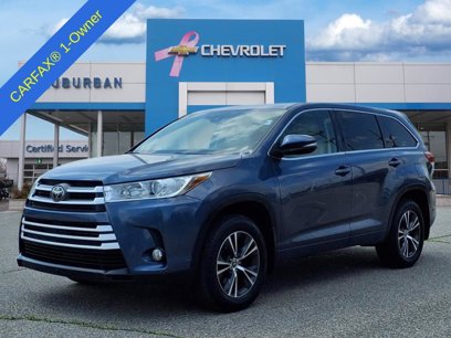 Used 2017 Toyota Highlander LE