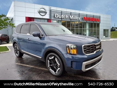 Used 2024 Kia Telluride S w/ S Sunroof Package