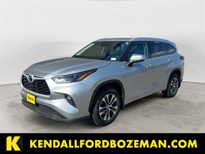 Used 2022 Toyota Highlander XLE