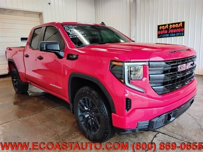 Used 2023 GMC Sierra 1500 Pro w/ Graphite Edition
