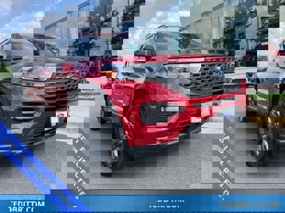 Certified 2023 Ford Explorer XLT w/ Equipment Group 202A