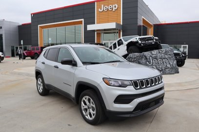 New 2025 Jeep Compass Sport