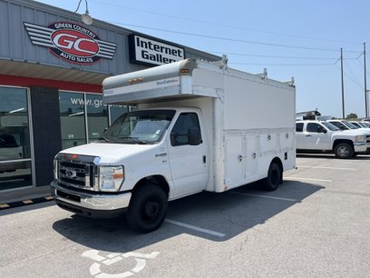 Used 2016 Ford E-350 and Econoline 350 Super Duty w/ Power Windows & Locks Group