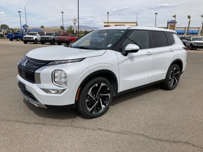 Used 2023 Mitsubishi Outlander SE