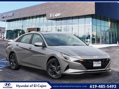 Used 2022 Hyundai Elantra Blue
