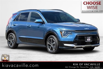 New 2025 Kia Niro SX