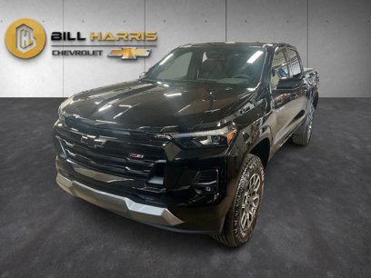 Used 2024 Chevrolet Colorado Z71 w/ Z71 Convenience Package 2