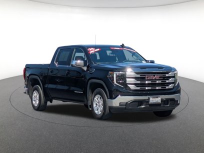 Used 2024 GMC Sierra 1500 SLE w/ Preferred Package