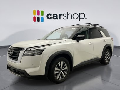 Used 2024 Nissan Pathfinder SL