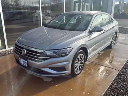 Used 2021 Volkswagen Jetta SE w/ SE Cold Weather Package