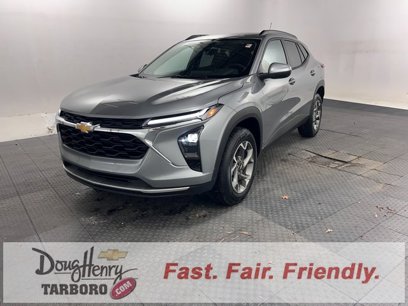 New 2025 Chevrolet Trax LT w/ Driver Confidence Package