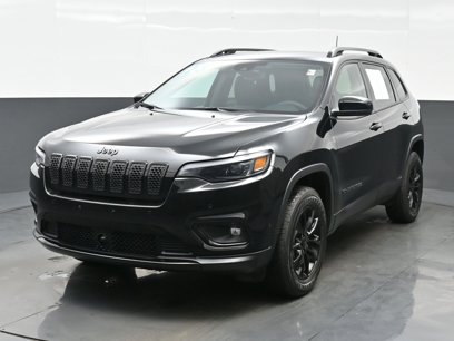 Used 2023 Jeep Cherokee Altitude Lux