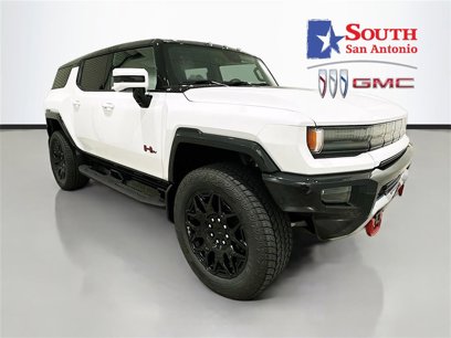 New 2025 GMC Hummer EV 2X w/ LPO, Sport Package