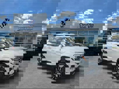 New 2025 Volkswagen Atlas SEL