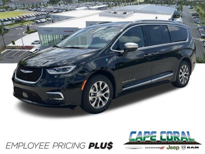 New 2025 Chrysler Pacifica Pinnacle