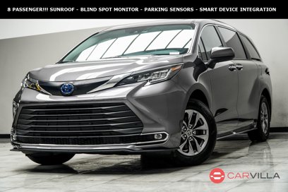 Used 2023 Toyota Sienna XLE