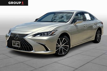 Certified 2023 Lexus ES 350 w/ Premium Package