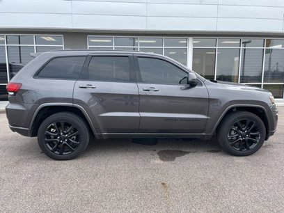 Used 2020 Jeep Grand Cherokee Altitude
