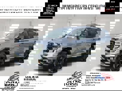 New 2025 GMC Acadia Elevation w/ Elevation Premium Package